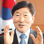 [특별 인터뷰]김성진 해양수산부 장관“연근해어업 구조조정 FTA 파도 넘는다”