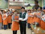 한수원, 밥퍼나눔 운동본부에 500만원 전달