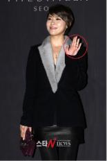 하지원 약지 반지 ‘눈길’...빛나는 심플한 금반지 설마?