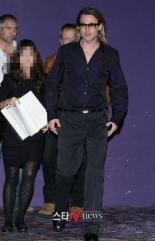 브래드피트 “제니퍼 애니스톤과 크리스마스 보내고 싶다” 눈길