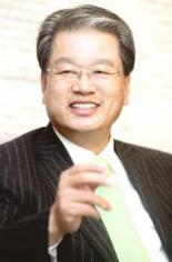 권혁운 아이에스동서 회장 "친환경·기능성 제품에 주력”