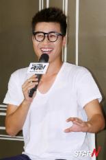 김종민 허리수술, 허리디스크 재발..엄태웅 결혼식은 참석 예정