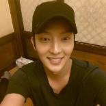 이준기 근황 공개, 부산에서 촬영 진행..“생존신고 할게요”