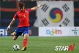 기성용 골, 행운성 시즌 3호골에 팀 1-0 앞서..결승골 될까?