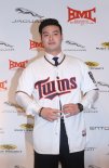 [성일만 야구선임기자의 핀치히터] '막판 불꽃' 김현수 '막판 잠잠' 박병호