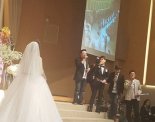 김원준 결혼, 14살 연하 신부에 ‘꽃을 든 축가’ 선물
