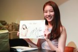 빙그레 따옴, 배우 공승연과 연 매출 200억 돌파 기념행사