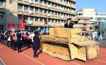 대만 고교 행사 무개념 '나치 행렬'에 비난 폭주.. 교사가 히틀러 분장