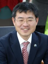 [이슈 앤 사람]이용철 인천시 기획조정실장 “조기 재정정상단체 전환에 최선”