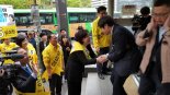 [선택2017]심상정, '화이트칼라'의 성지 여의도서 출근길 유세