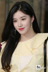 [포토] 프리스틴 시연, ‘하의실종 패션’