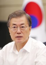 文대통령 "공관병 갑질사건 유감"…공직사회 갑질문화 점검 지시