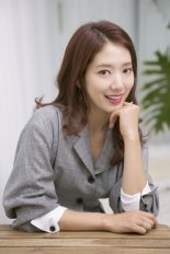 박신혜 “마당발? 상황마다 좋은 기억만 가지려 해요”(인터뷰)