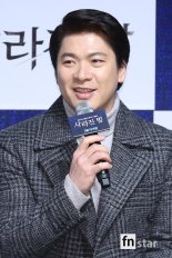 ‘사라진 밤’ 김상경 “‘살인의 추억’ 이후 형사 역 100개 제의 왔다”