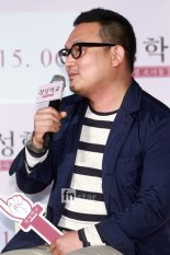 [fn★이슈]‘미투’ 폭로로 자행된 아웃팅..두 번의 상처