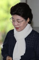 '사기 혐의'  박근령, 2심 유죄 불복 대법원 상고
