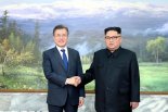 퇴임 앞둔 文대통령 북한 김정은과 친서 교환...북한 조선중앙통신 보도