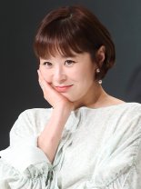 배우 최강희, 세계 난민의 날 맞아 '해피앤딩송' 재능기부