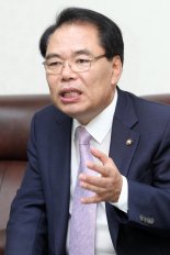 백재현 의원 “OECD 국가 71% 원전 없거나 감축 추진”