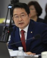 [2018 국감]기무사 계엄령 문건 '비밀'여부 논란 빚어져