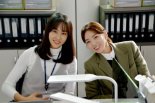 ‘여우각시별’ 이슬아-채수빈, 인천공항 여객 서비스팀의 비하인드컷 공개