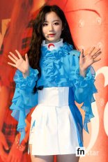 [포토] (여자)아이들 슈화, ‘미모가 이정도~’