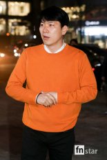 [포토] 김상경, ‘처음 온 종방연이 마냥 신기’