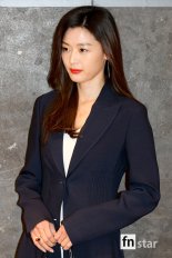 [포토] 전지현, ‘분위기 미모~변함없는 클래스’