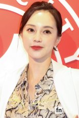 [포토] 아유미, ‘깊이 남다른 눈망울’