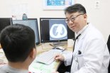 재생불량성빈혈 치료에 반(半)일치 골수이식 효과