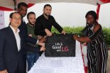 LG전자, 나이지리아 빈민가에 무료 세탁방 오픈