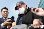 '골프채 아내 살해' 유승현 前 김포시의장 징역 15년 선고