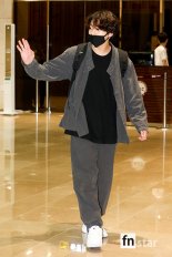 [포토] BTS 정국, ‘끝내주는 개량한복핏’