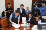 환노위, 탄력근로제 처리 결국 무산… 연말 국회로 미뤄지나