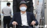 'MB집사' 김백준, 본인 선고공판 또 불출석..변호인도 "모르겠다"