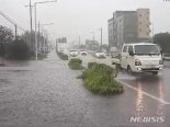 제주도 전역 호우특보…한라산 입산통제 300㎜ ‘물폭탄’ 예보