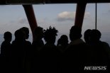이탈리아, 새 연정 출범 후 첫 난민선 입항 허용