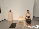 日도쿄서 '평화의 소녀상' 7년여 만에 전시...우익단체 '시위'