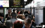 서울지하철, 지난해 27억명 날랐다…강남역 최다 이용