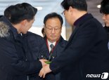 '인보사 의혹' 이우석 코오롱생과 대표 구속영장 재청구