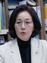 "강남 집값 원상회복? 文정부는 부동산 분노를 정치에 이용하고 있어" [김현아 한국당 의원]