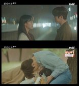‘화양연화’ 박진영과 전소니, 파노라마처럼 펼쳐진 청춘의 기억...최고 4.5%