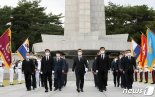 서욱, 국군의날 기념행사서 " 北, 우리국민 생명 위협한다면 단호히 대응"