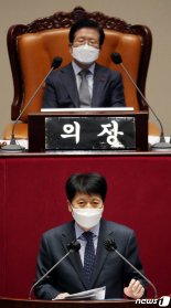 국정원법 찬성토론 나선 오기형, "검찰 정보수집 기능도 정리해야"