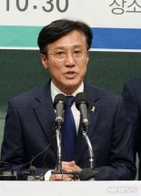 민주당 "국민의힘, 잦은 성추문 휩싸인 새누리당으로 회귀"