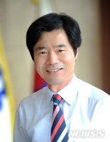 김승환 전북교육감 “국정원은 국정원이다” 부실한 정보공개 유감
