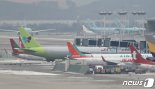 코로나 속 항공사들, '설 특수' 기대…제주행 임시 증편