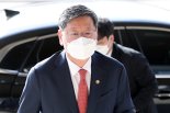 경찰 "이용구 휴대폰 포렌식 완료, 통화내역 등 분석 중"