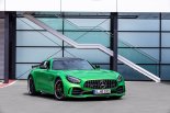 고성능 스포츠카 '더 뉴 메르세데스-AMG GT R' 출시