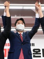 이준석 "대선후보 더 나오시라..尹, 탄핵입장 닫지 않고 와야"